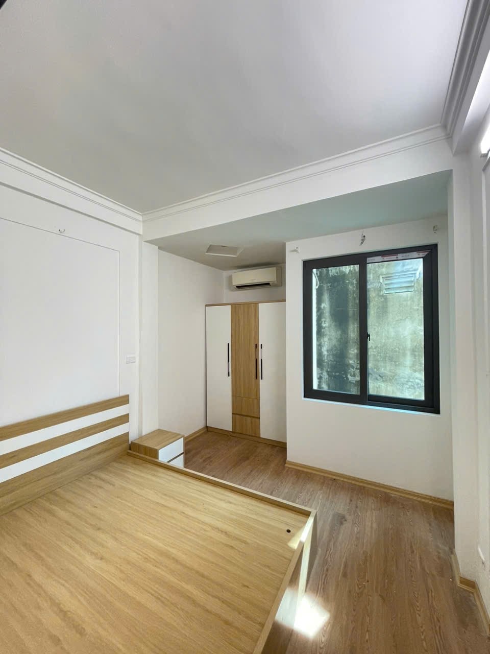 Bán nhà ở Mỹ Đình mới đẹp thoáng sáng ô tô đỗ gần dt 35m 5t mt 3,8m giá 4,9 tỷ - Ảnh chính